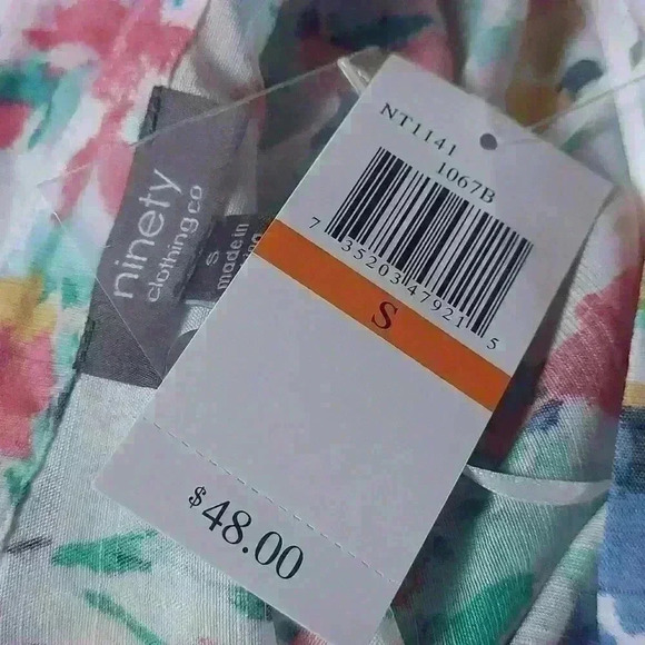 NWT womens pastel blouse - Picture 7 of 7